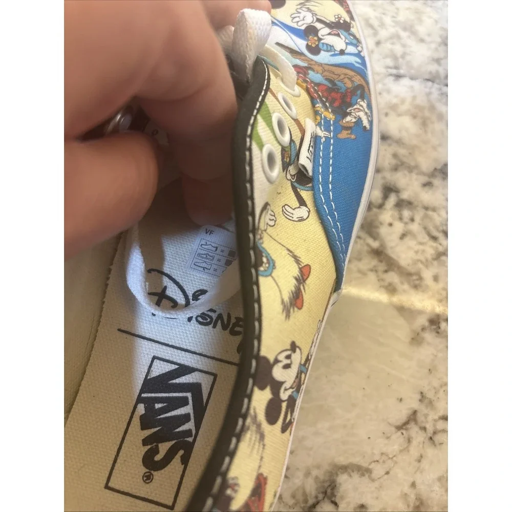 Vans X Disney Rare‎ Hawaiian Aloha Mickey Minnie Mouse M6 L7.5 limited Addition